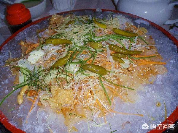 食在廣州，廚出鳳城，順德哪里有當?shù)厝送扑]的美食？